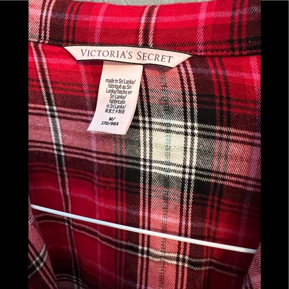 Victoria Secret Sleepwear Flannel Top - Picture 2 of 5